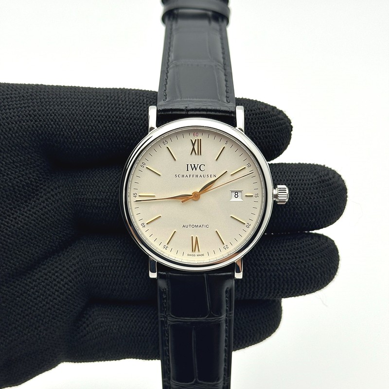 ZF공장(AF) IWC 포르토피노 오토메틱 40 스틸 화이트다이얼 옐로우골드핸즈 가죽스트랩 Portofino Automatic 40mm SS/LE Wht/YG Stk ZF A9019