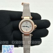 AF공장 까르띠에 파샤 30mm 로즈골드금통 화이트다이얼 다이아몬드베젤 화이트가죽스트랩 Pasha 30mm RG AF 1:1 Best Edition White Textured Dial Diamonds Bezel on Gray Leather Strap Jaq Quartz