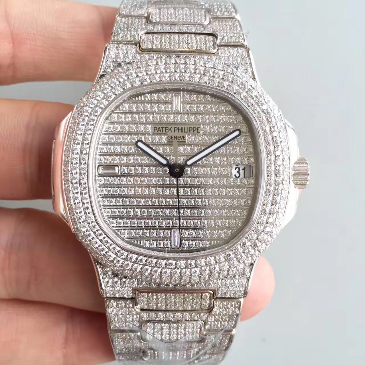 DM공장 파텍필립 노틸러스 점보 5719 다이아몬드셋팅 Patek Philippe Nautilus Jumbo 5719 Full Paved Diamond