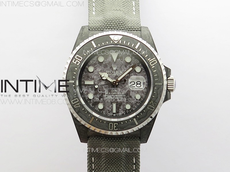 DIW공장 롤렉스 씨드웰러 카본다이얼 그레이나일론스트랩 Sea Dweller 43mm Carbon 'IRBIS' DIWF Best Edition Carbon Dial on Gray Nylon Strap A2824